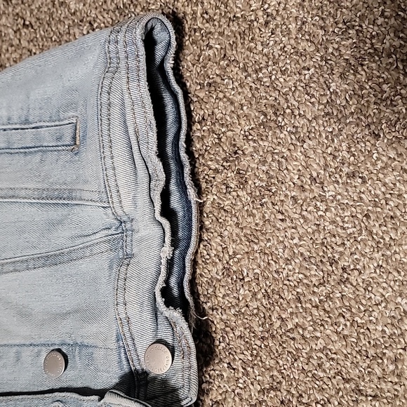 Universal Thread denim jacket - Picture 7 of 10